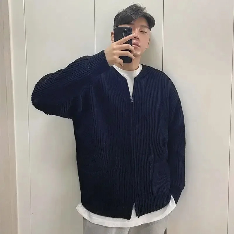 Man Clothes Jacket Knitted Sweaters For Men Zip-up Zipper Cardigan Round Collar Crewneck Coat No Hoodie Chic Elegant Casual A X 240821
