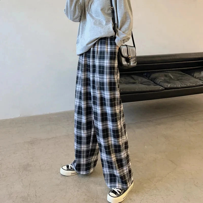 Y2k Black and White Plaid pants Oversize Women Casual Loose Wide Leg Trousers Ins Retro Teen Straight Trousers Hiphop Streetwear 240821