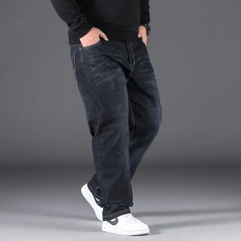 Fashion Oversized Jeans Men 10XL Straight Denim Pants Loose Trousers Mens Plus Size 50 Baggy Jeans Male Streetwear Casual Pants 240822