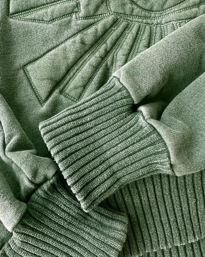 Sweatshirt Y2k Tops Harajuku Hip Hop Oversized Embroidered Pattern Hoodies women Goth Punk Men and Women Hoodies Streetwear 240822