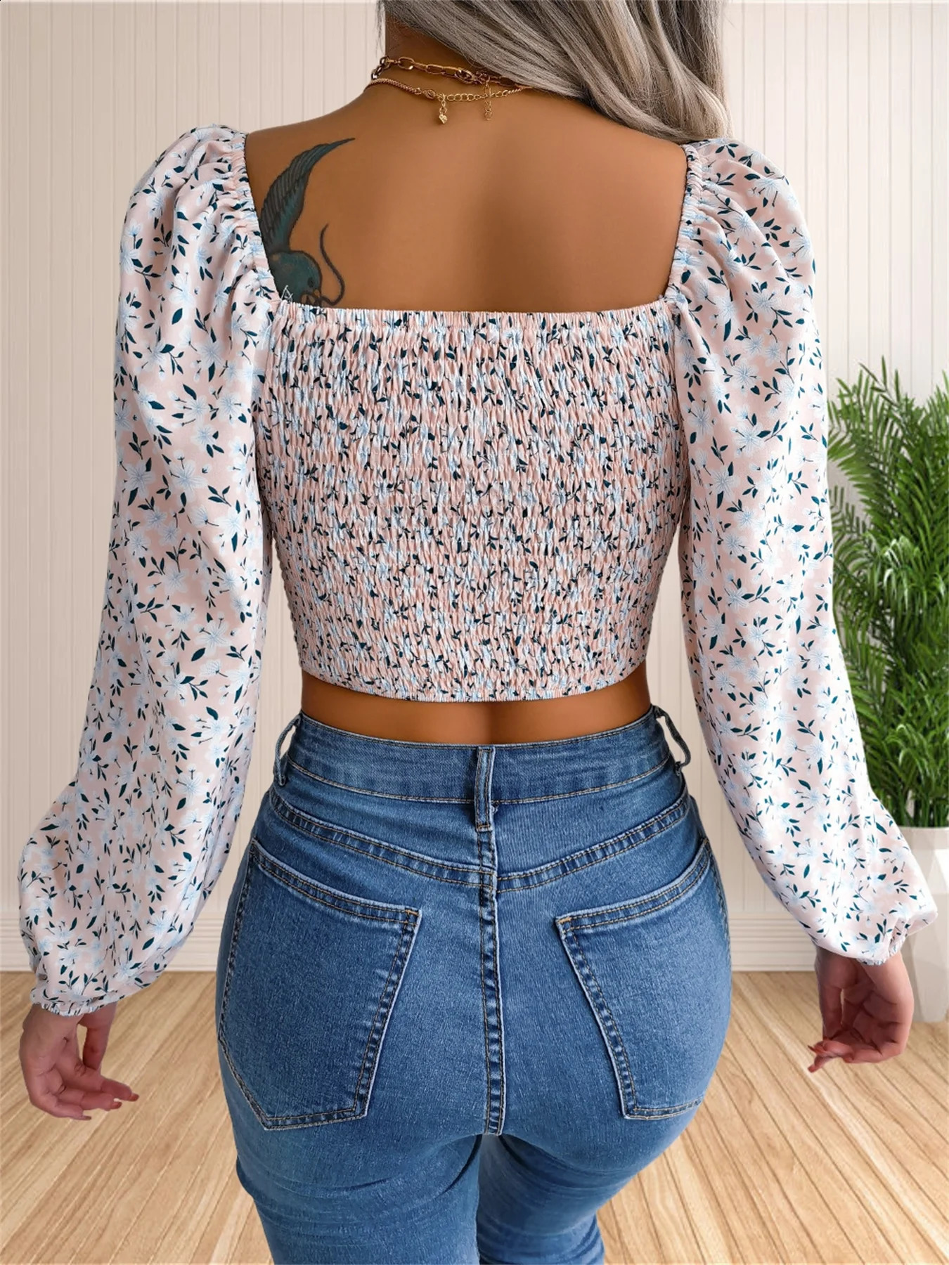Womens long sleeved crop top square neckline front lace corset lightweight chiffon shirt floral agricultural 240822
