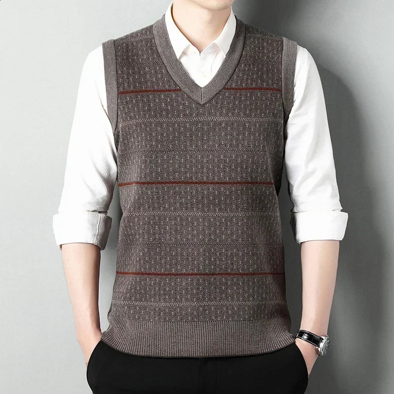 Mens Tank Top Business Casual Top Printed Knitted Sweater Tank Top Autumn Mens Wear 240821