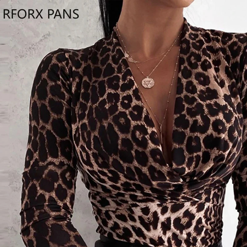 Womens Cheetah Printed Vneck Long sleeved Top and Shirt 240822