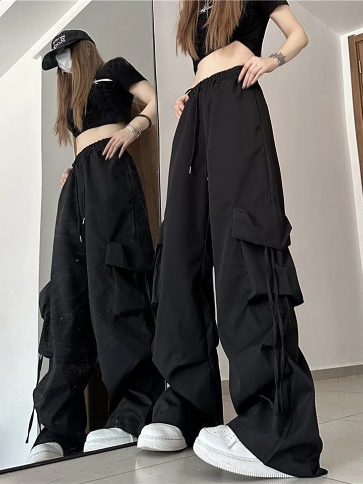 Zoki Cargo Pant Women y2k Streetwear Hip Hop Loose Casual Trousers American High Waist Big Pockets Lace Up Fashion Lady Pants 240821