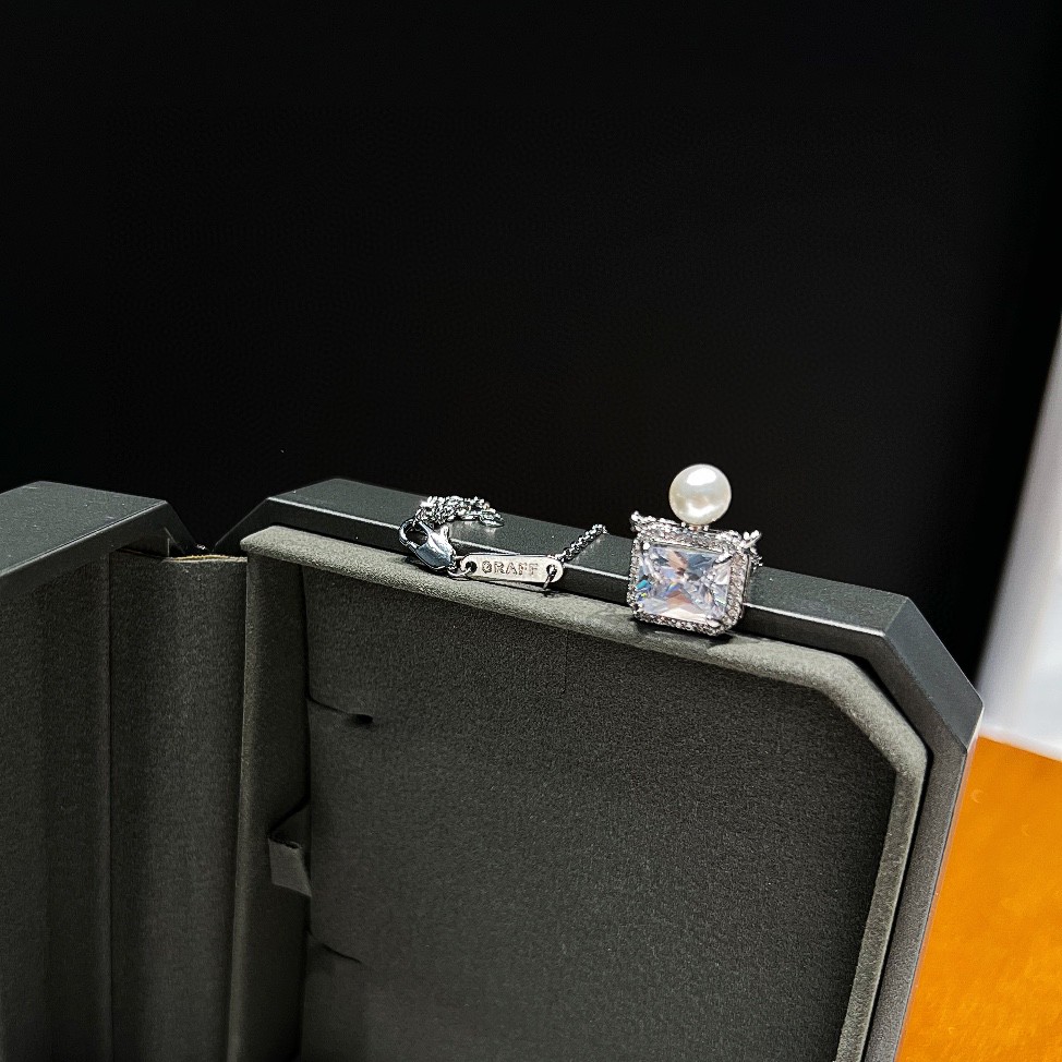 Blue Red white Plated 925 Silver Luxury Brand Designers Letters Stud Geometric Famous Women Round Earring Wedding Party eardrop Lucky Necklace H260202