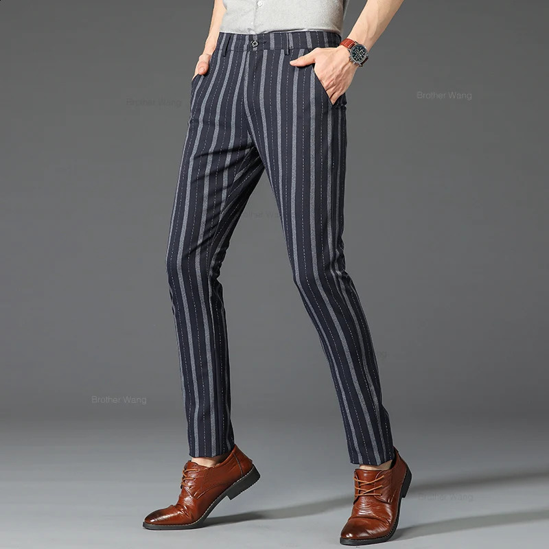 Mens striped casual pants for spring comfortable and stretchy business ultra-thin straight British fashion mens clothing black khaki wine red 240822