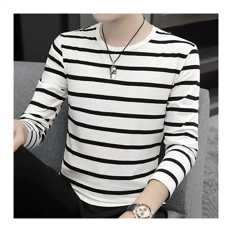 Fashionable Oneck fully matched striped Tshirt for mens autumn item oversized casual floral long sleeved Korean 240822