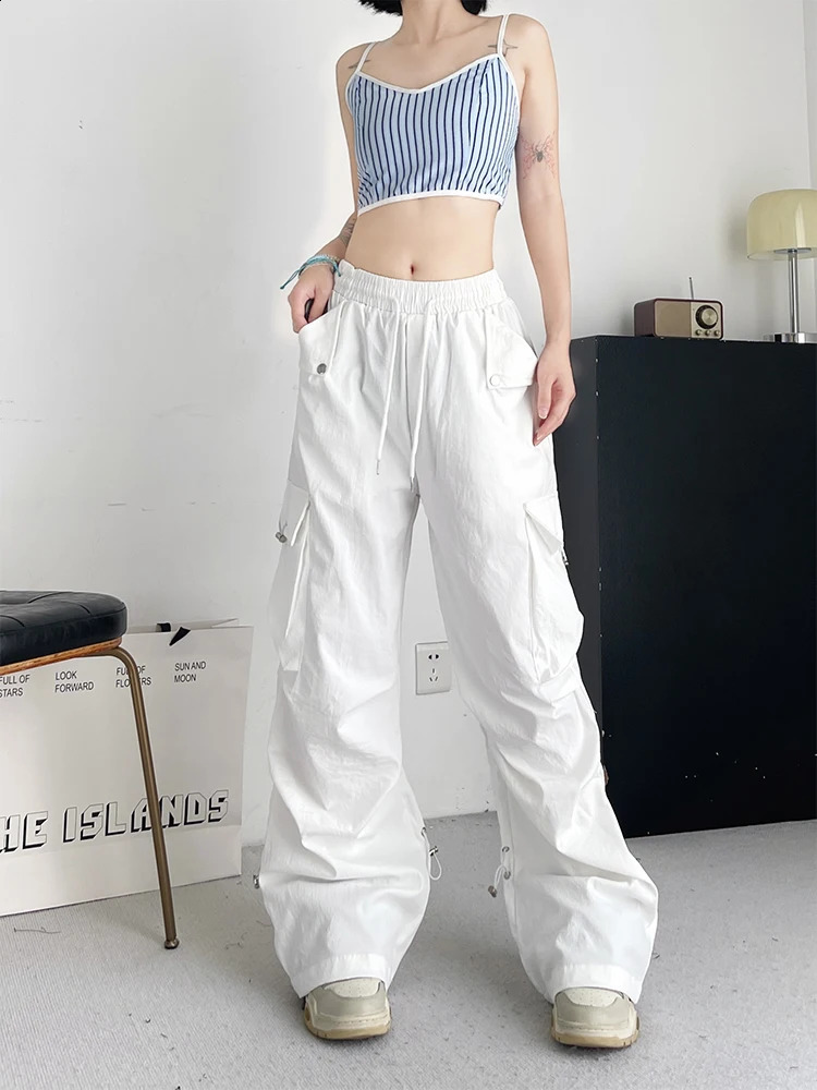 Womens White Baggy Cargo Pants Streetwear Harajuku Japanese 2000s Style Pants Y2k Parachute Pants Vintage Trousers Clothes 240821
