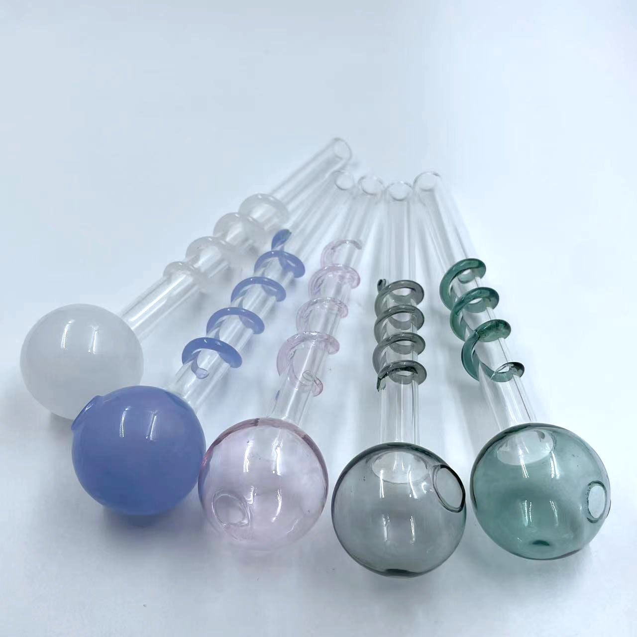 Wholesale High Borosilicate Glass Pipe with Colored Spiral Glass Oil Burner Pipe
