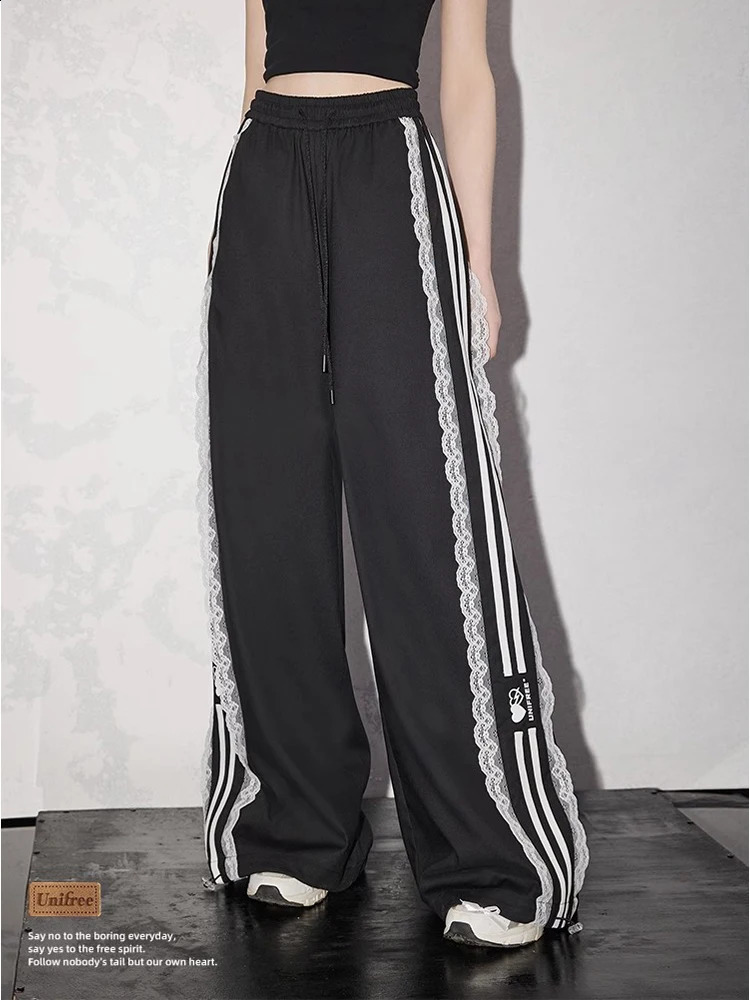 Womens Black Gothic Baggy Striped Pants Vintage Y2k Harajuku Aesthetic Emo Pants Patchwork Lace Trousers 2000s Trashy Clothes 240821