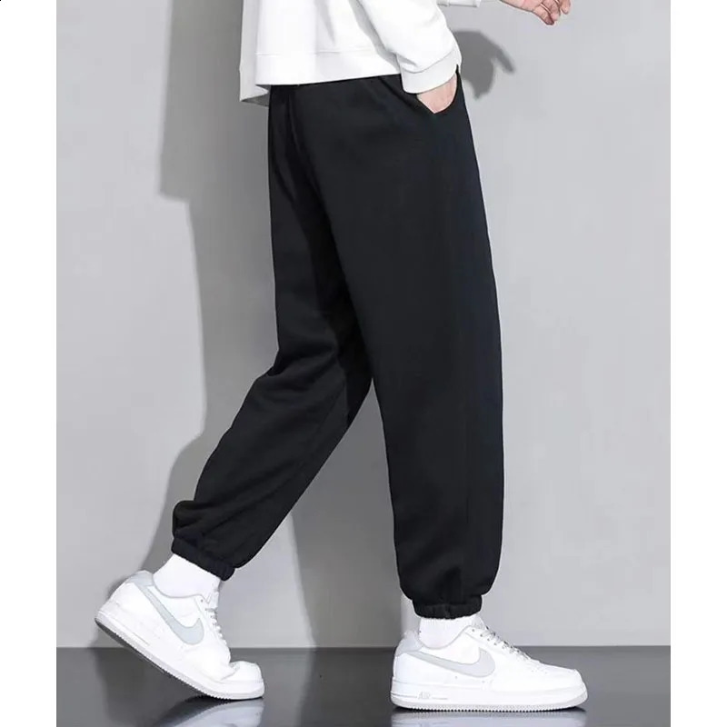 Spring and Autumn Fashion Casual Versatile Oversized Solid Color Tied Feet 9/4 Trendy Loose and Elegant Men Sports Pants 240822