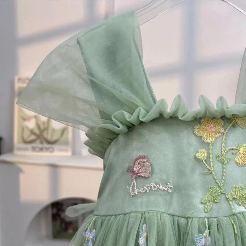 Summer girls childrens fashionable dress with green bow/hanging mesh princess skirt suitable for childrens clothing 240813bj