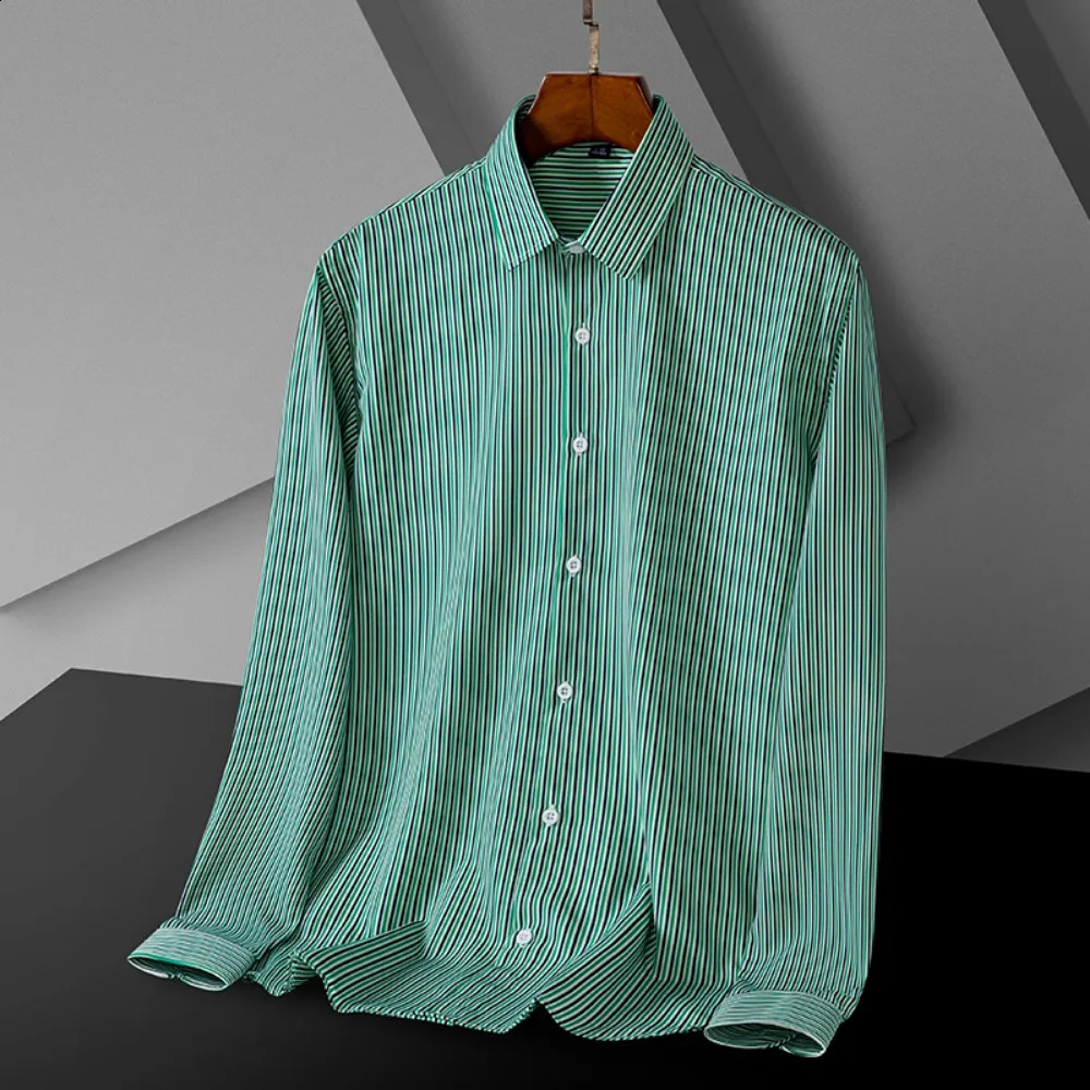 Mens Casual Dress Shirt Long Sleeve Regular Fit Business Striped Button Up Shirt Spring and Autumn Trendy Clothes 240822