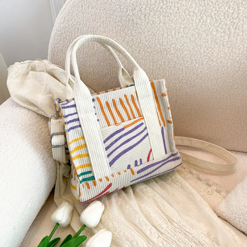 Fashion Strawberry Pattern Small Tote Bag Cute Sweet Corduroy Women Handbags Casual Printing Shoulder Crossbody Bags 2024 240821