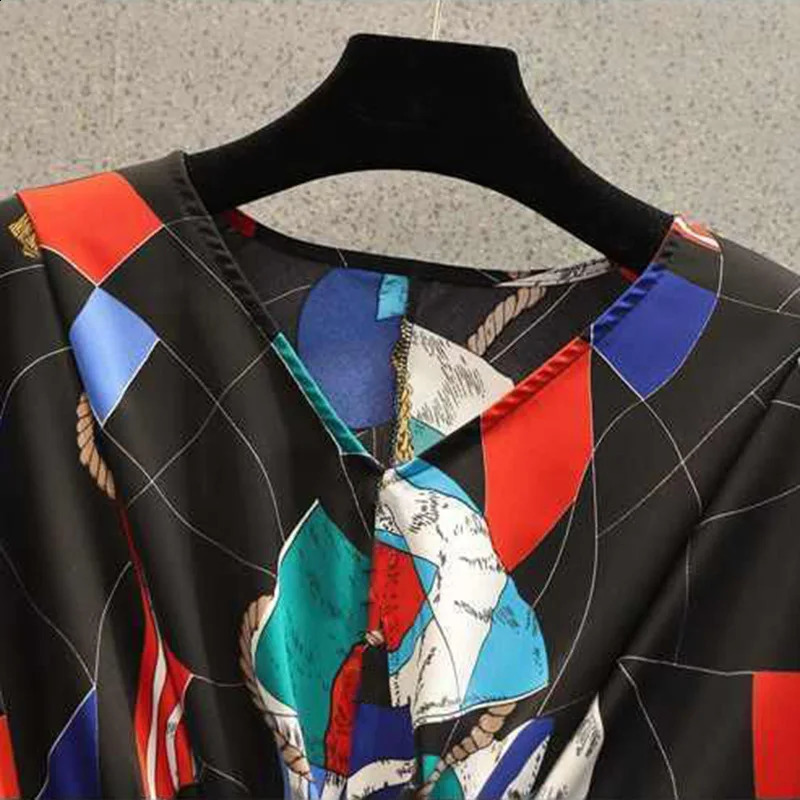 Geometric print chiffon street Vneck zipper loose womens shirt long sleeved clothing fashion 240822