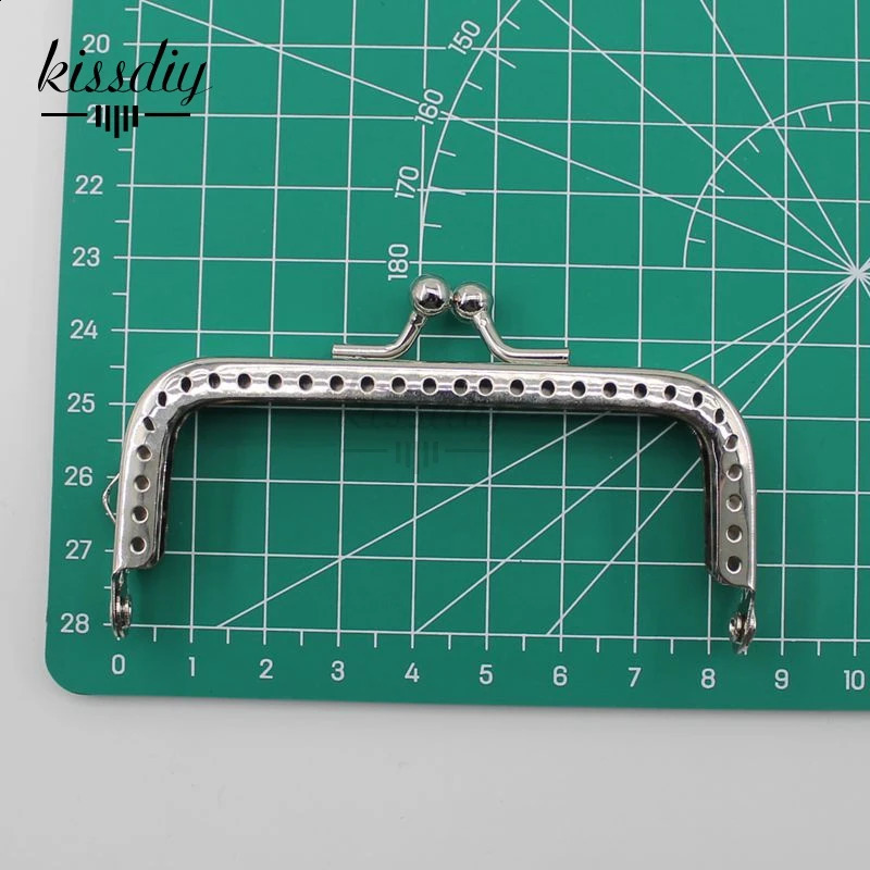20 pieces/batch 6.5/8.5/10.5/12.5/15/18CM glossy silver based square metal wallet frame kiss buckle DIY bag accessories 6 sizes 240821