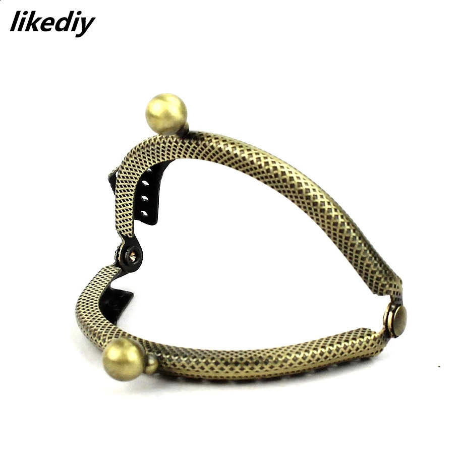 10 pieces/batch 6.5cm antique bronze and silver sized bead head semi-circular metal coin wallet frame kiss buckle DIY bag accessories 240821
