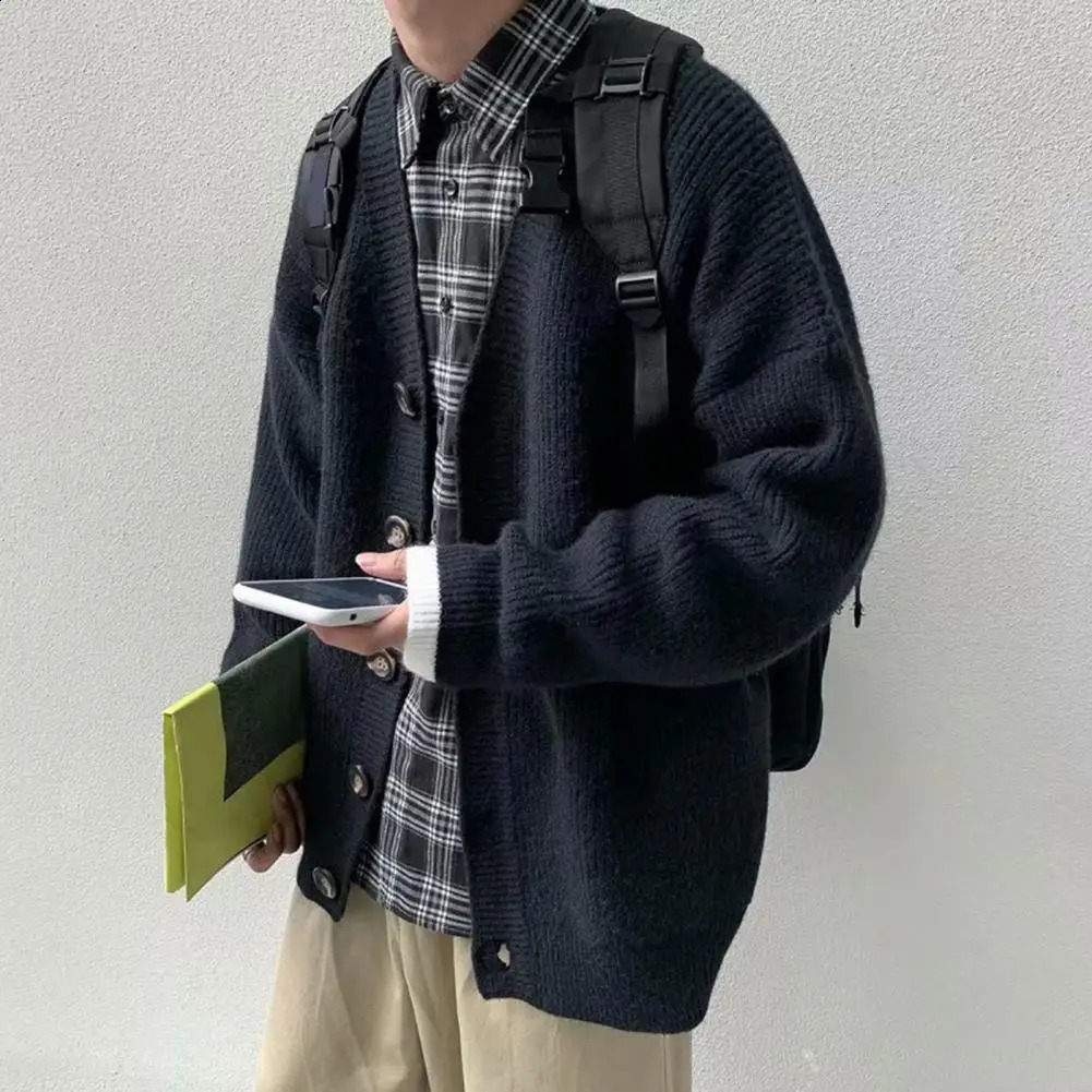 Korean Style Fashion Solid Color Mens Knitted Cardigan Single Breasted High-end Long Sleeve Cardigan Men Sweater Coat 240821