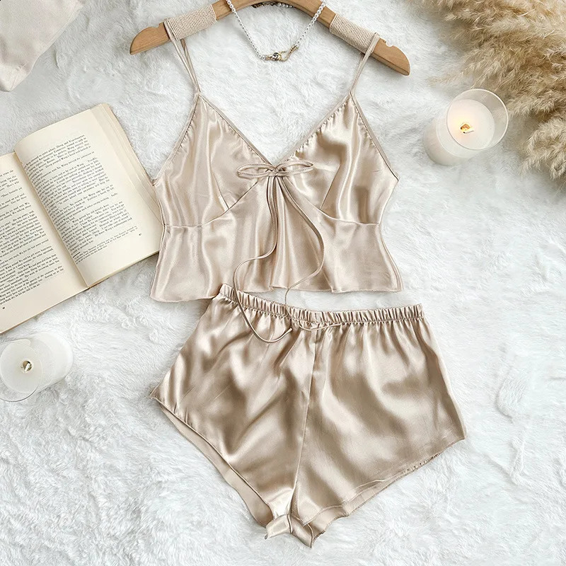 Red Ice Silk Pijamas Sexy Lingerie Lady Summer Night Wear Mini Strap Top shorts Solid Color Home Clothing 2Pcs Pyjamas Suit 240822