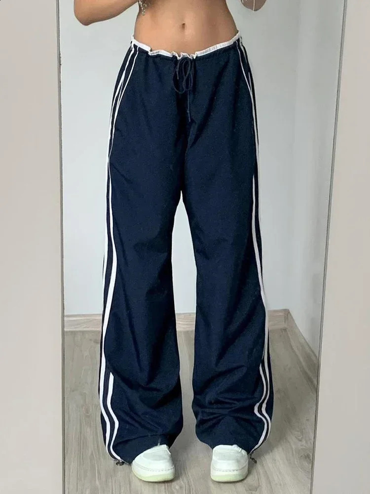 Low Waist Sports Sweatpants Streetwear Y2K Cargo Pants Harajuku Baggy Trousers Side Stripe Elastic Korean fashion 240821