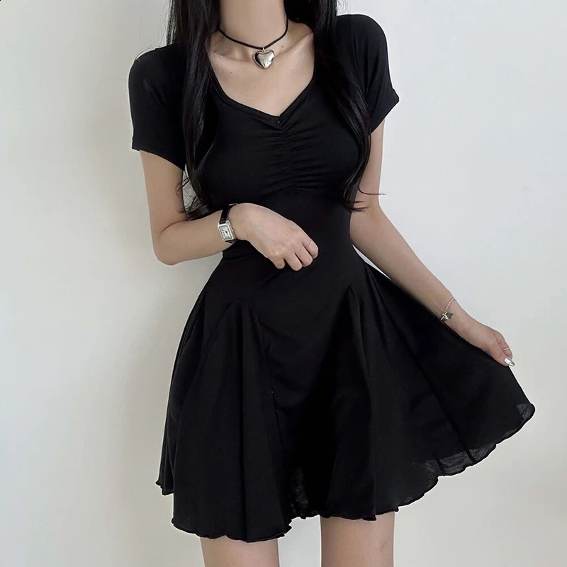 Darlingaga V Neck Folds Basic Short Casual Dress for Women Korean Fashion A-Line Sundress Draped Summer Dresses Clothing 240822