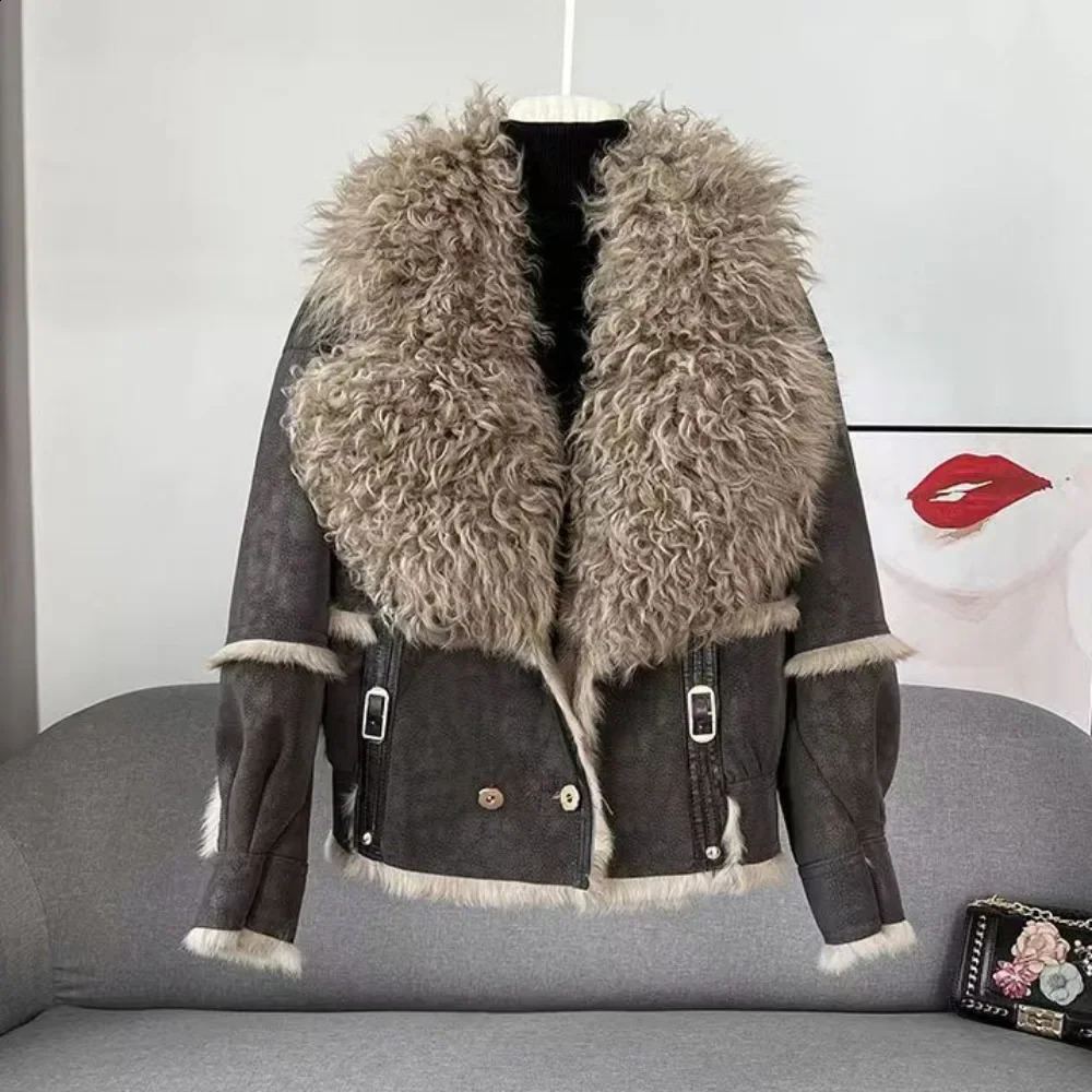 Rabbit Fur Lining Sheepskin Winter Women Fur Jackets Real Naturally Neck Short Coat Selling Lnternet Celebrity Jacket 240821
