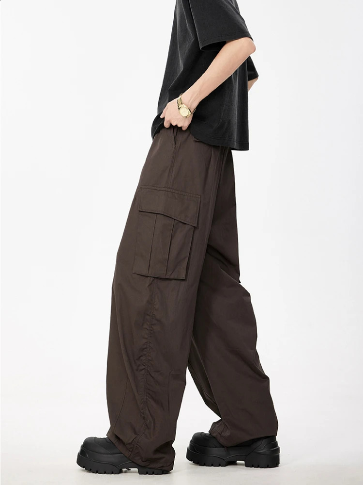 Harajuku cargo pants mens retro hiphop multi pocket solid color pleated loose umbrella unisex casual bottom 240821