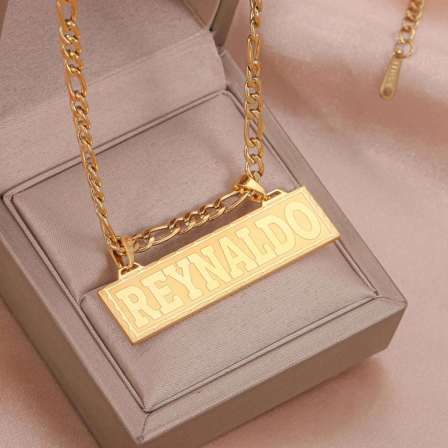 Customized Name Necklace Personalized Jewelry Gold Pendant Trend Stainless Steel Bar Necklace Mens/Womens Gift 240808