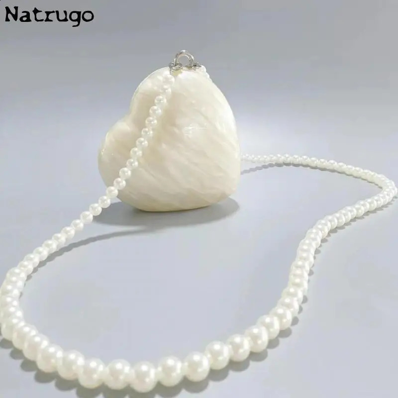 Large pearl chain acrylic pericardium elegant ner evening party cute wallet hard clutch womens bag 240822