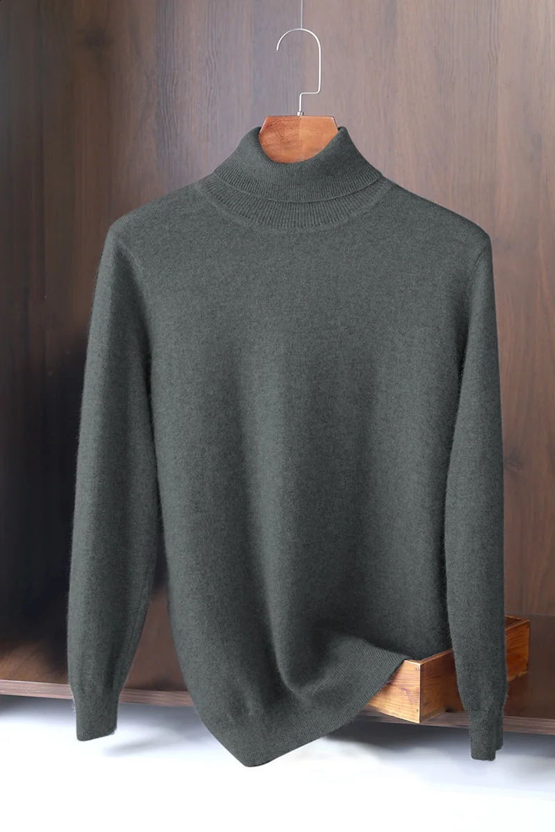 Spring and Autumn Turtle Neck Mens Knitted Sweater Comfortable Loose High End Fully Matched Skydiving Top 240821