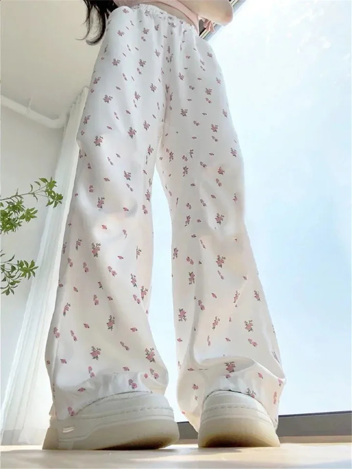 American Casual White Y2k Flower Print Cargo Pants Women Summer High Waisted Y2k E-Girl Straight Chic Wide Leg Trousers 240821