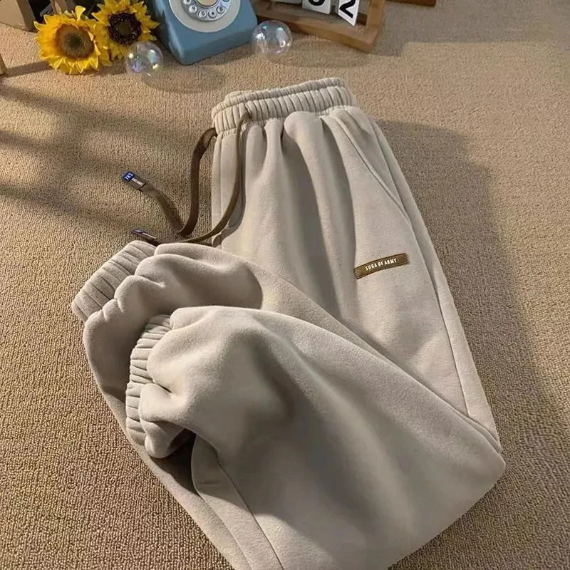 Winter Thick Plush Sport Pants Women High Waist Drawstring Elastic Waist Harem Pants Y2K Ladies Korean Warm Casual Sweatpants 240821