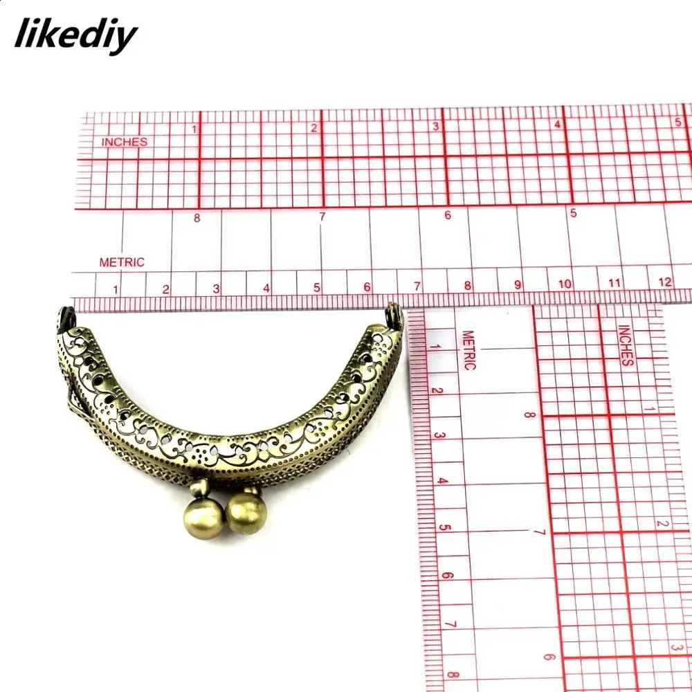 10 pieces/batch 6.5cm antique bronze and silver sized bead head semi-circular metal coin wallet frame kiss buckle DIY bag accessories 240821