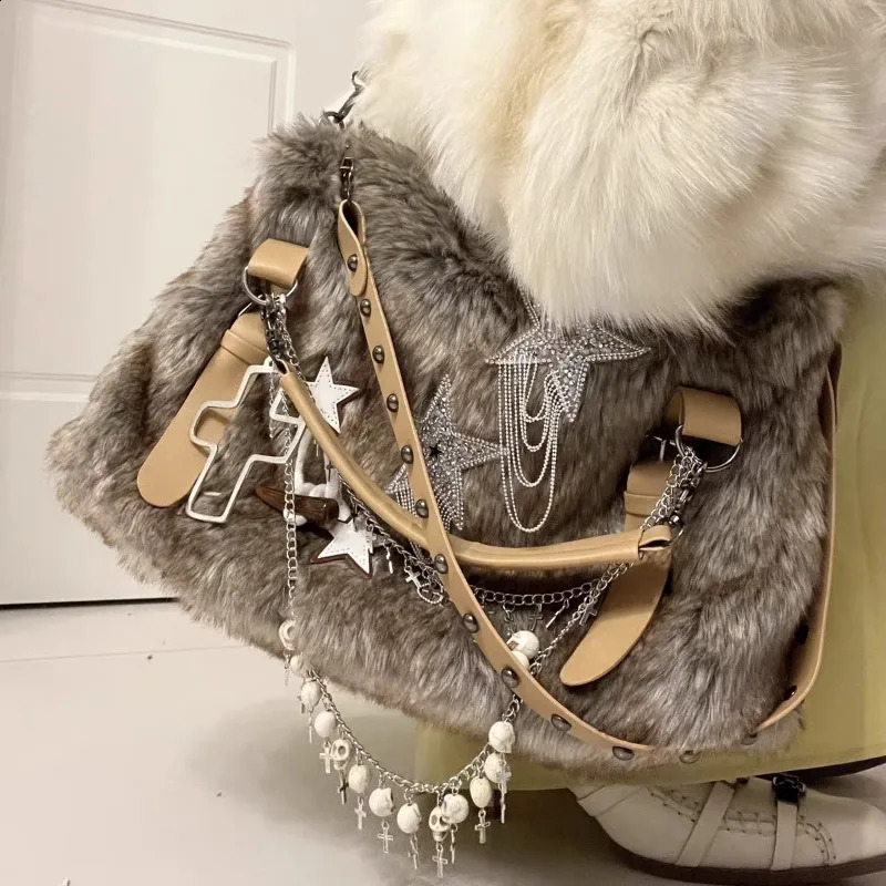 MBTI Y2k Gothic Womens Tote Bag Fluffy Harajuku Fashion Chains Patchwork Winter Shoulder Bag Vintage Large Capacity Handbag 240821