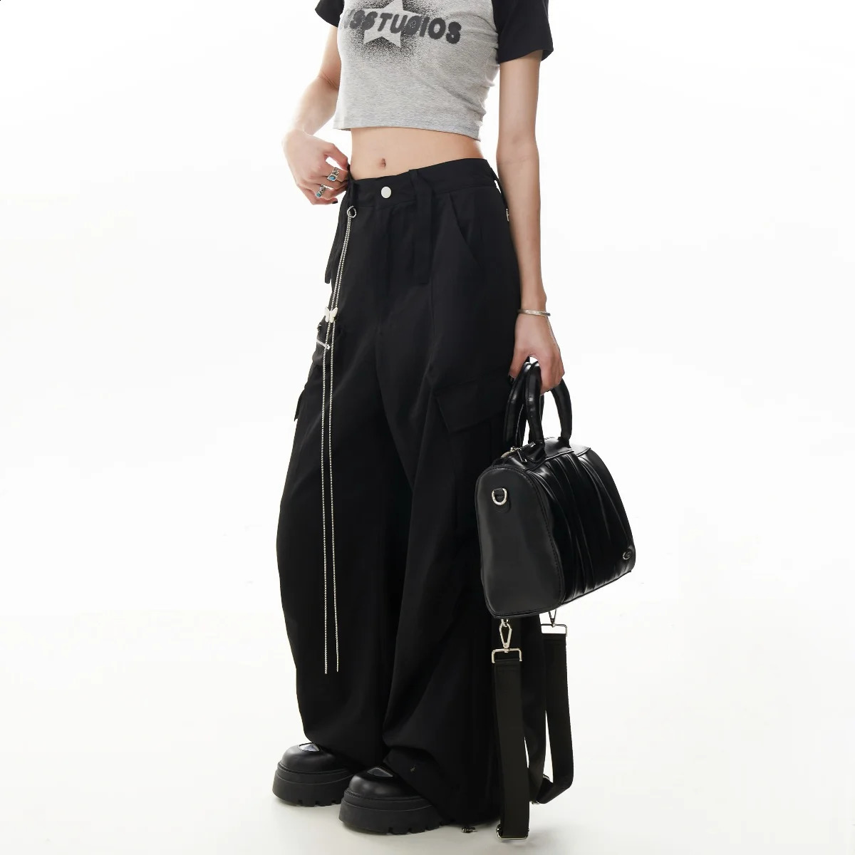 Womens Grey Baggy Cargo Pants Vintage Y2k Harajuku 90s Aesthetic Black Parachute Pants High Waist Wide Trousers 2000s Clothes 240821