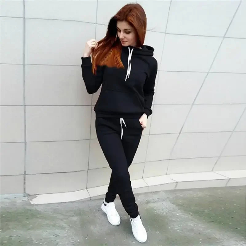 Fashionable womens track and field clothes sportswear jogging hoodies 240821