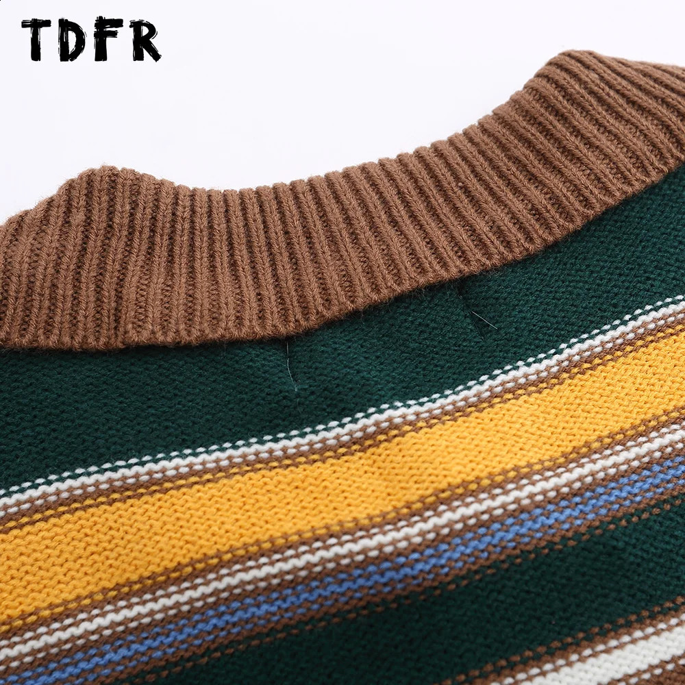 Contrast horizontal striped sweater mens autumn retro casual loose collar long sleeved knitted floral men 240821