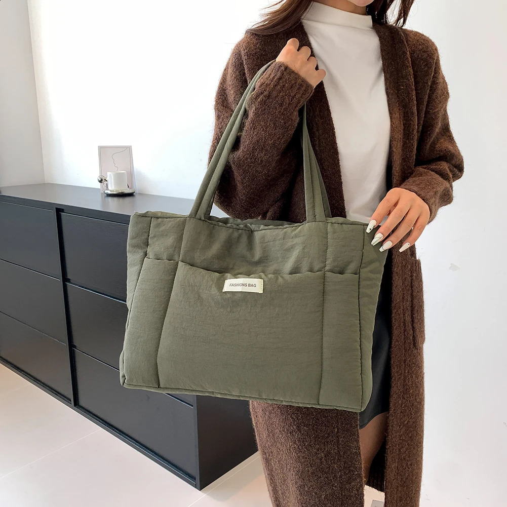 Nylon Bag for Women Quilted Tote Bag Puffy Handbag Down Padded Shoulder Bag Autumn Winter Puffer Shopping Bag 240821