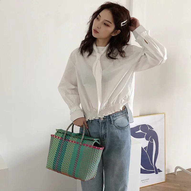 Casual Rattan Basket Women Handbags Wicker Woven Striped Hand Bags Handmade Summer Beach Bag Large Tote Big Bucket Purses 240821