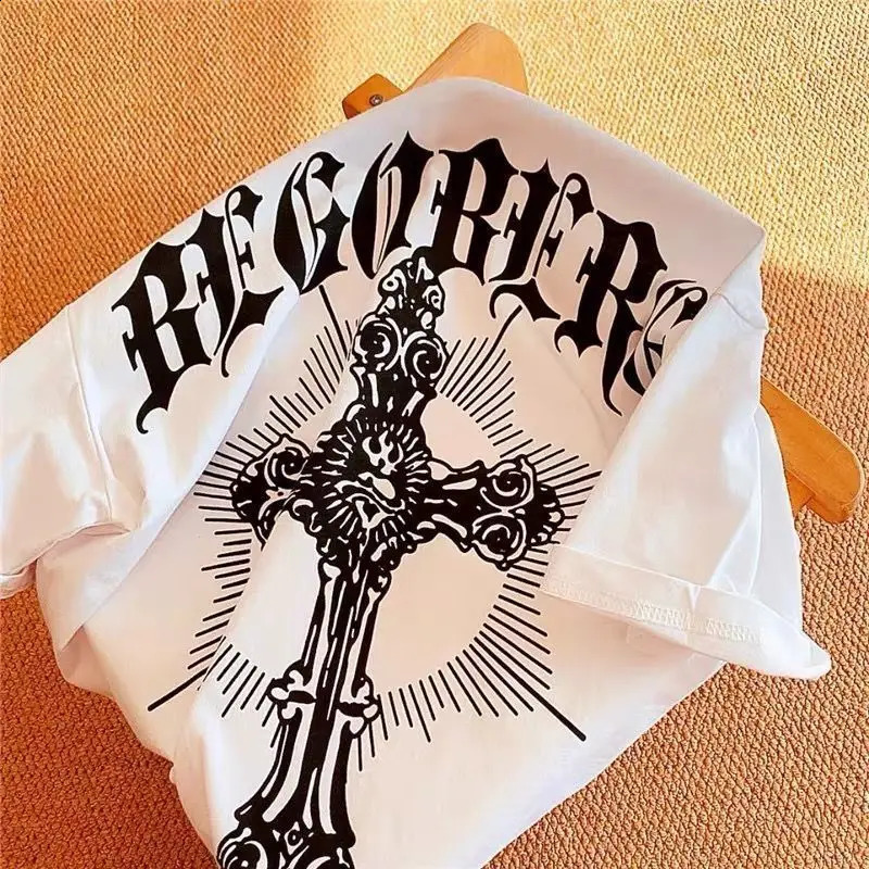 European and American Harajuku cross printed graphic Tshirt fashionable Y2K street retro hiphop mens womens oversized 240822