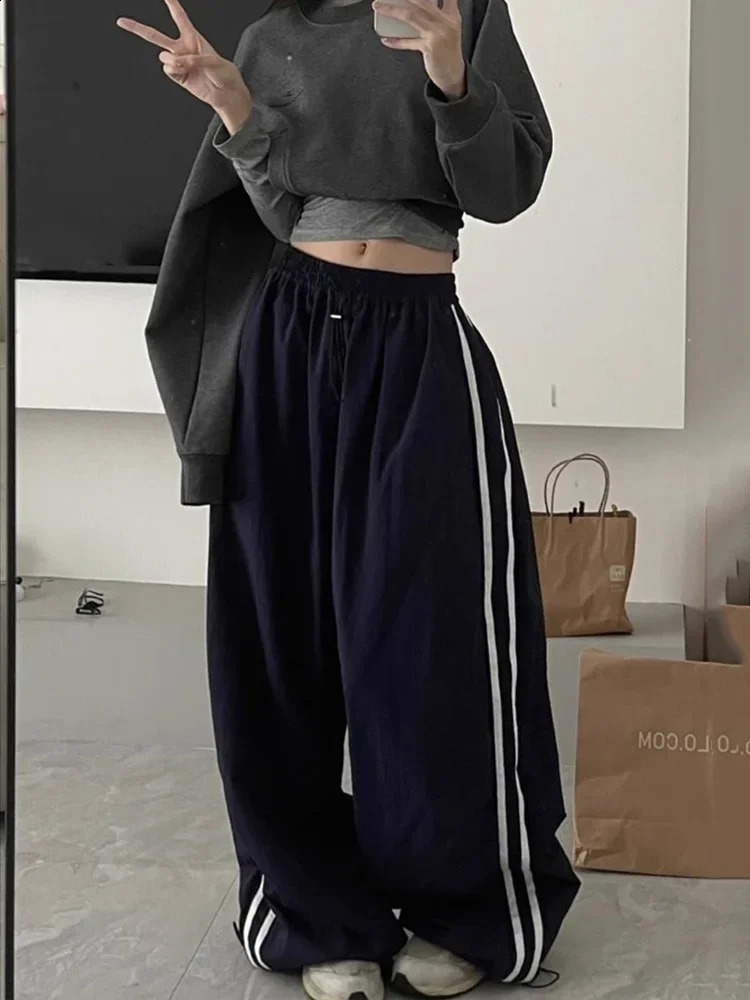 QWEEK Y2K Striped Jogger Pants Women Korean Fashion Vintage Baggy Sweatpants Oversized Kpop Style Harajuku Basic Track Trousers 240821