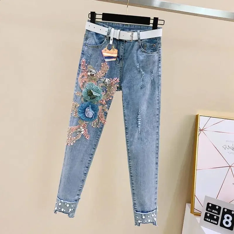 One-Piece/Set Summer Women Denim Pants Beaded Embroidery Short-Sleeved Small Feet Hole Jeans Female Two-Piece Suit425 240822