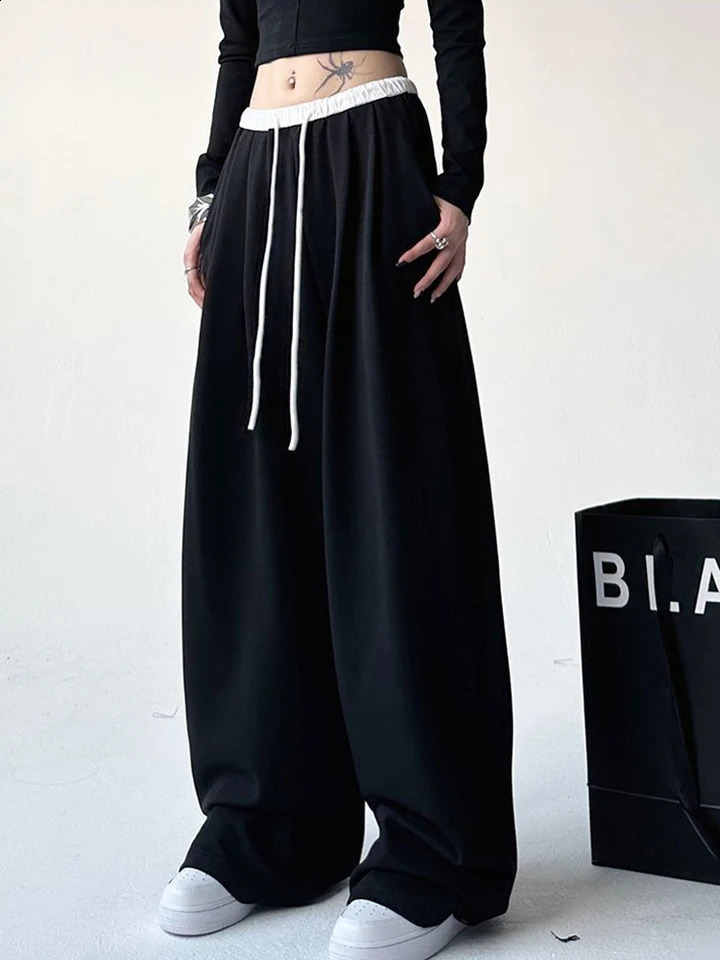 Zoki Streetwear Black Sweatpants Women Vintage High Waist Harajuku Y2K Trousers Casual Patchwork American Retro Loose Bf Pants 240821