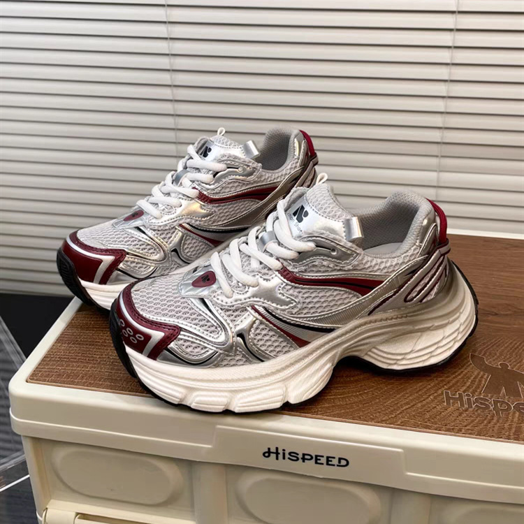 2025 designer for women running shoes white red sier breathable outdoor casual trainers sneakers 35-40