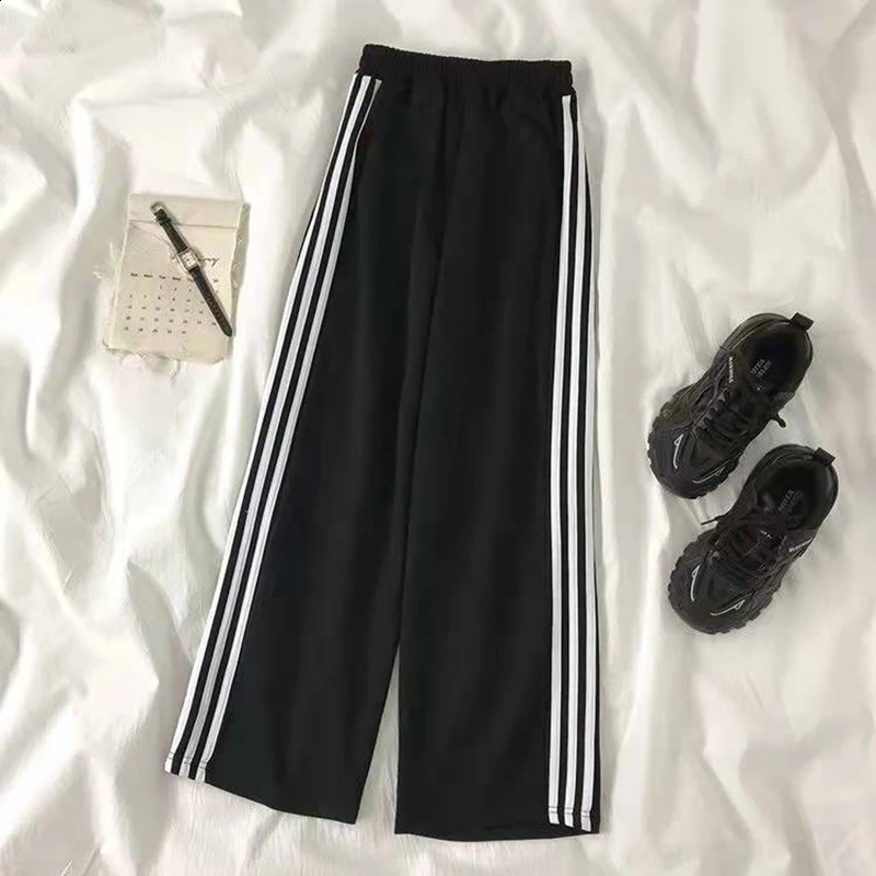 Korean Oversize Striped Sweatpants Women High Waist Casual Wide Leg Pant Harajuku Preppy Style Loose Pockets Trousers 240821