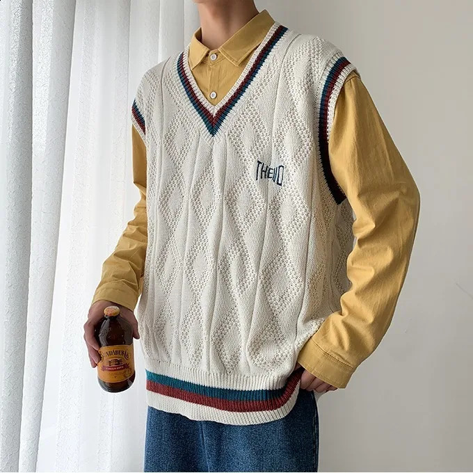 Sweater Vest Men Letter Printed BF V-neck 2XL Oversize Mens Vests Preppy Style Streetwear Stripe Tops Leisure Knitted Sweaters 240821