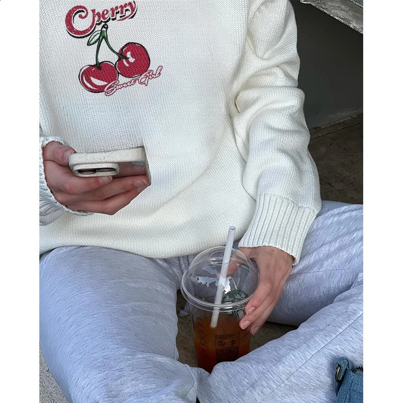 2024 Autumn Women Casual Sweater Cherry Pattern Cute Couple Sweaters O-Neck Long Sleeve Male Knitted Sweater Harajuku Pullover 240821