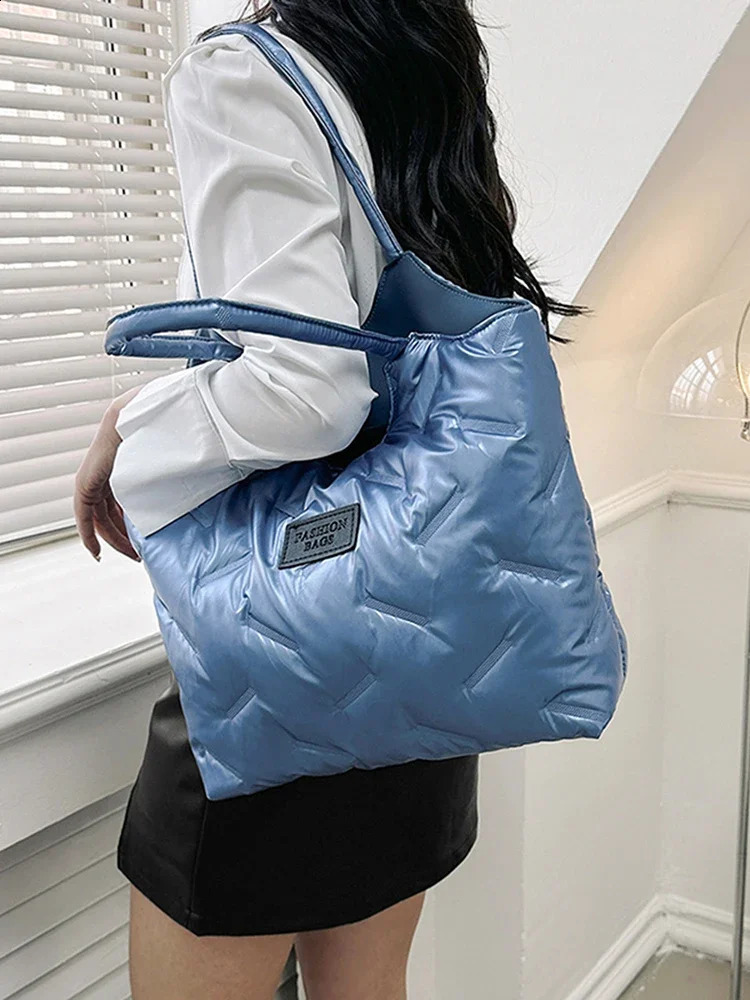 Women Padded Tote Bag Versatile Solid Puffer Bag Big Capacity Quilted Shoulder Bag Casual Winter Commuting Bag 240821
