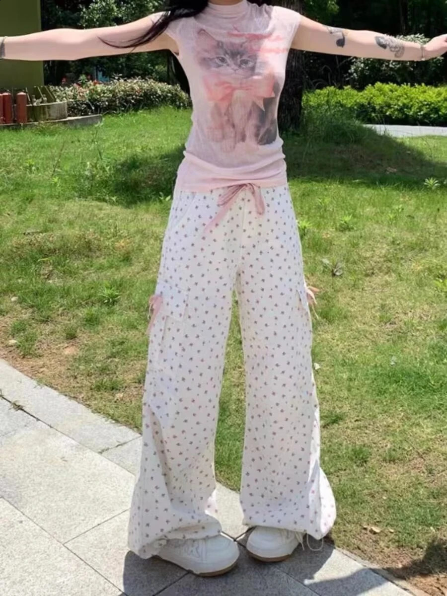 Sweet Cute Floral Print Cargo Pants Women American Fashion Y2K Streewear Pants for Women Casual Trendy All-match Trousers Woman 240821