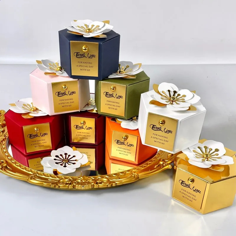 2050pcs Creative Flower Hexagonal Gift Box With Gold White Card Candy Chocolate Packaging Gift Box Wedding Party Decoration 240822
